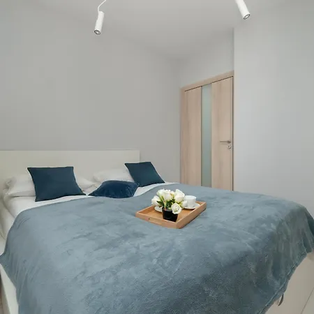 Przestronny&elegancki W Gdyni Z Parkingiem I Wanną By Renters Gdynia